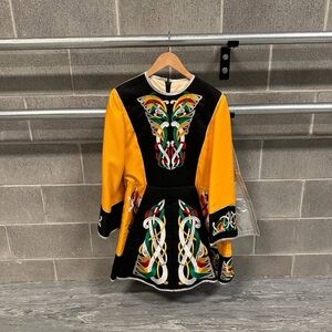 Yellow and black Irish costume